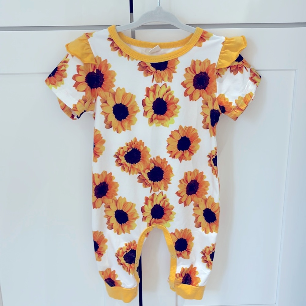 Baby coverall 🌻 & headband - Picture 1 of 5